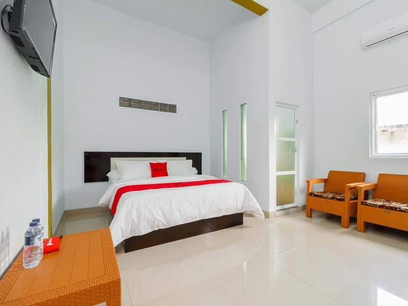Hotel Reddoorz Syariah Near Simpang Sekip Palembang Exterior foto